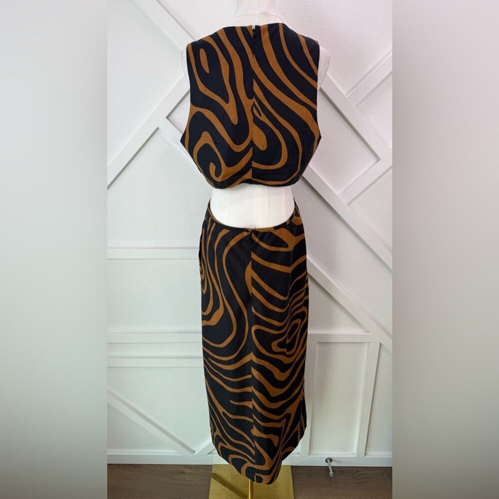 NWT Banana Republic Linen Blend Cut Out Midi Dress Black Brown Abstract
Size 12 - Picture 6 of 13